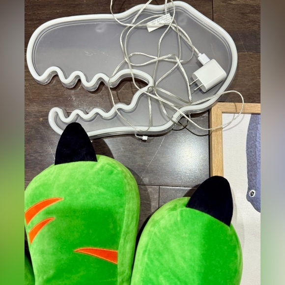 Toddler/Boy Dinosaur Room Decor - Picture 6 of 9